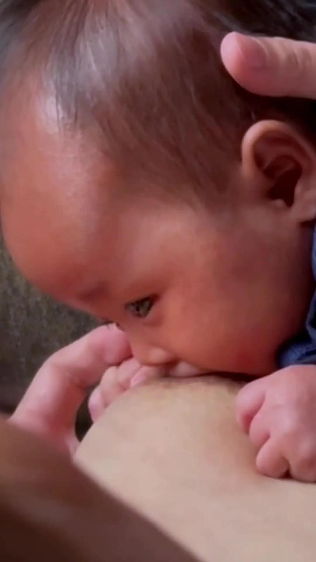 Cara Meningkatkan BB Bayi ASI