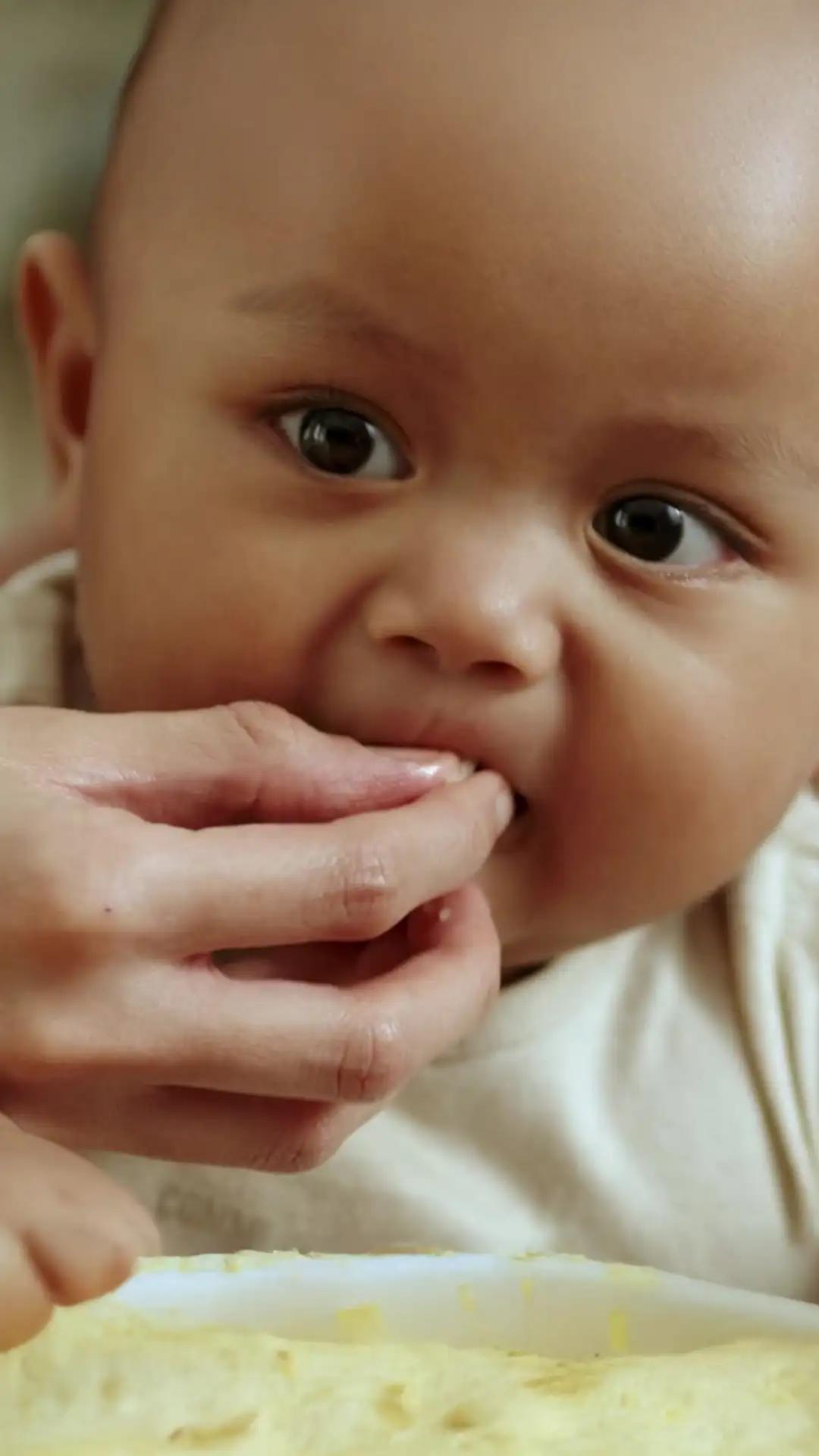 Cara Menyuapi Si Kecil