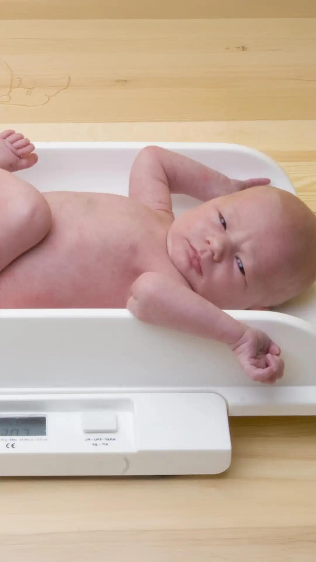 Tips Menaikkan BB Bayi ASI Eksklusif