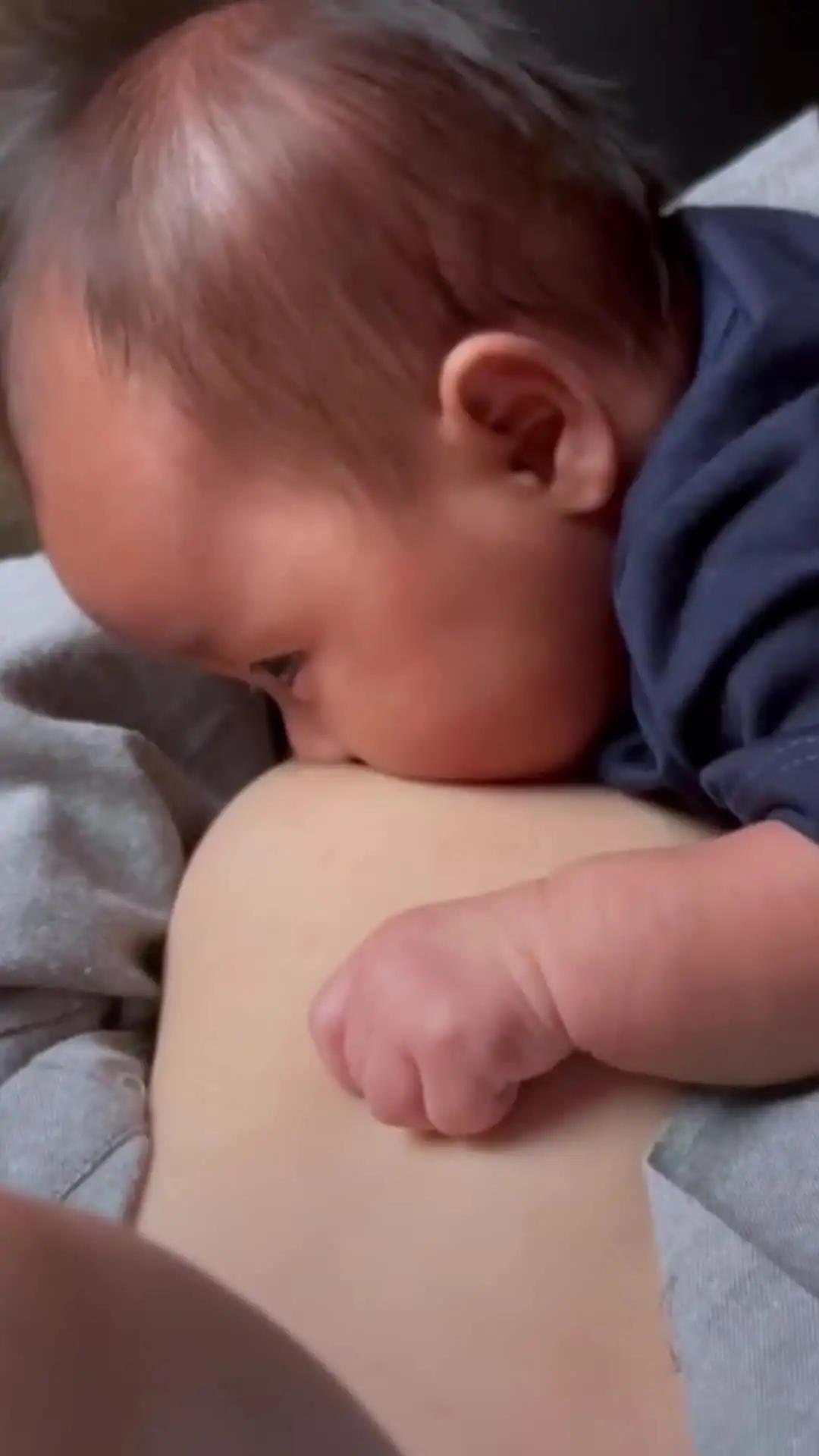 Kapan Harus Menambah Susu Formula saat Bayi Lahir?